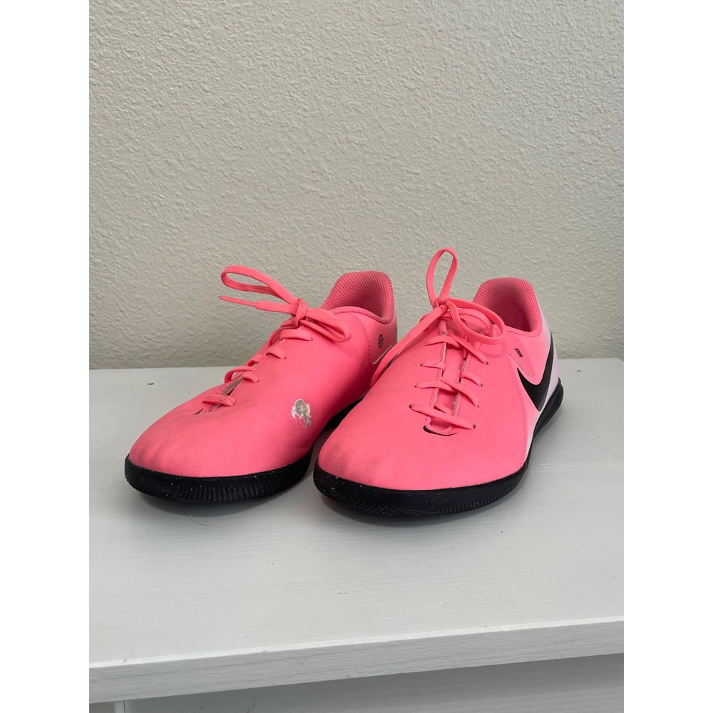 Nike Phantom GX Club Indoor Soccer Shoes Youth 5Y Pink FJ2606-600 Fair Condition